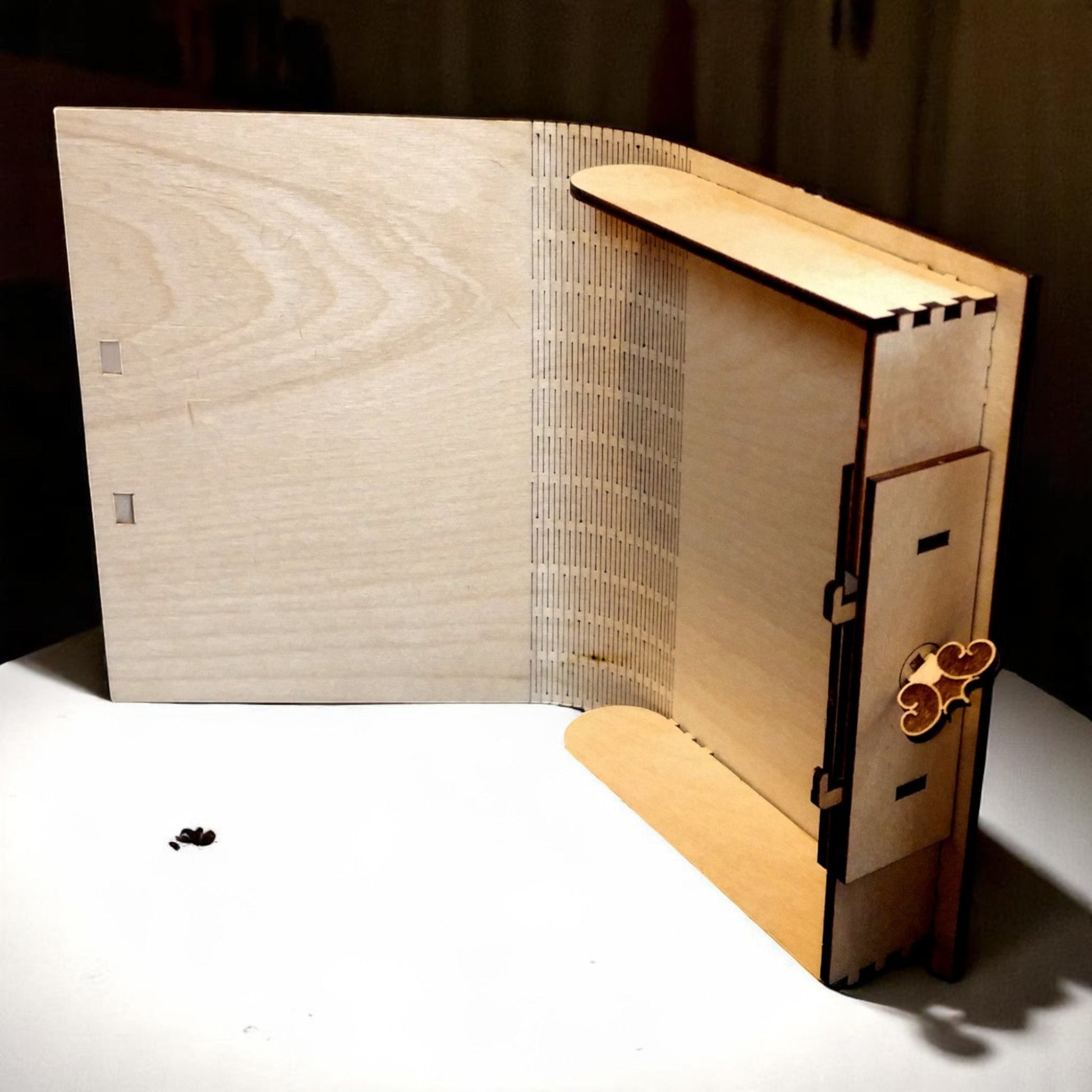 Coffret Livre Secret – Élégance discrète en bois brut CREAFAMAX