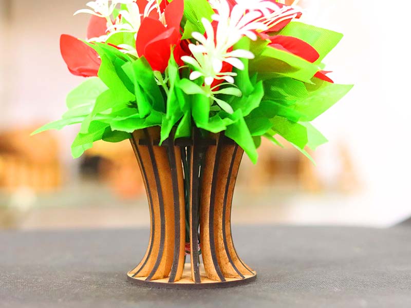 Tige Curve – Vase en bois CREAFAMAX